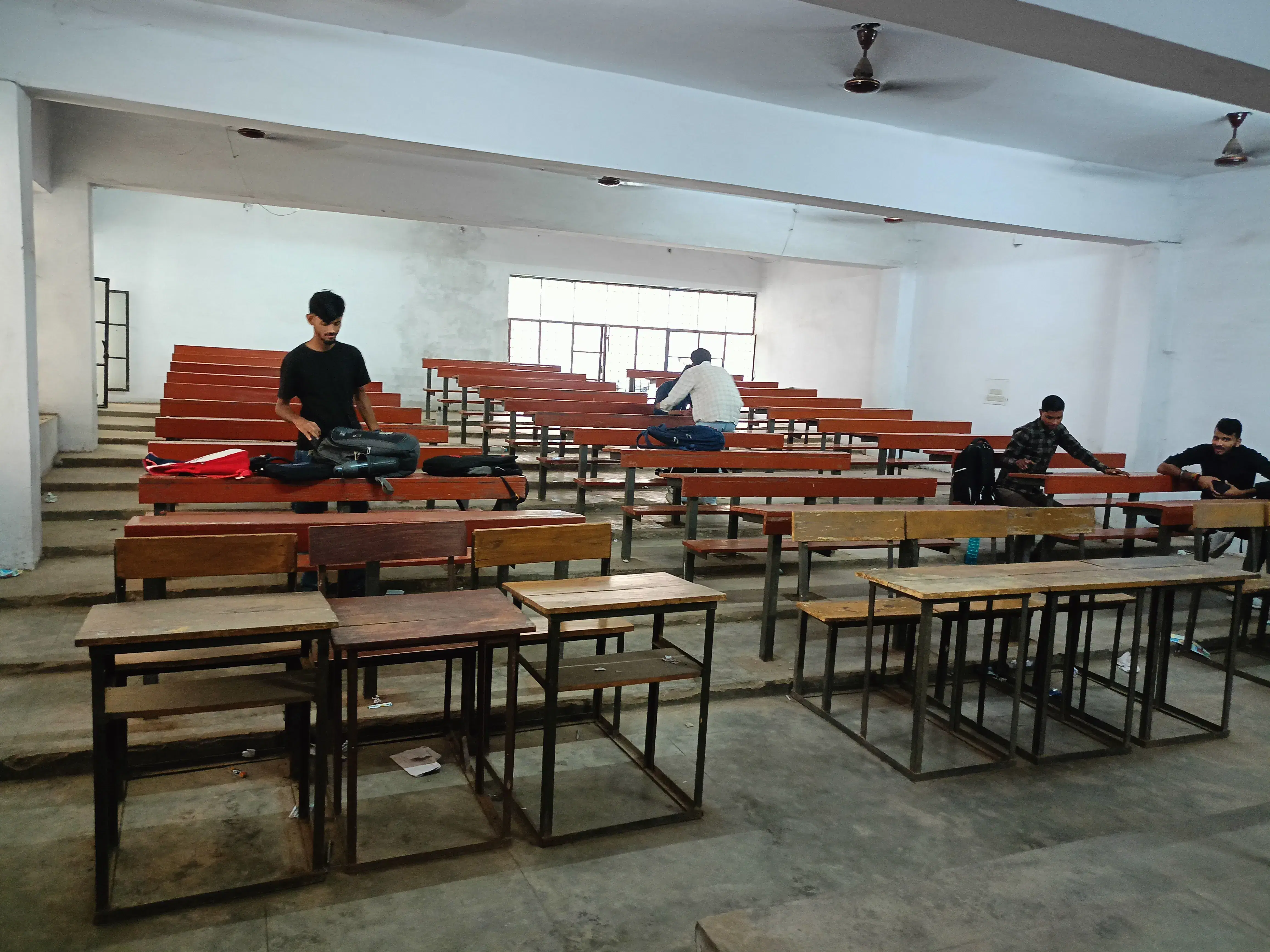 Chowdhary Mahadev Prasad Degree College Allahabad Academic Building photo 9